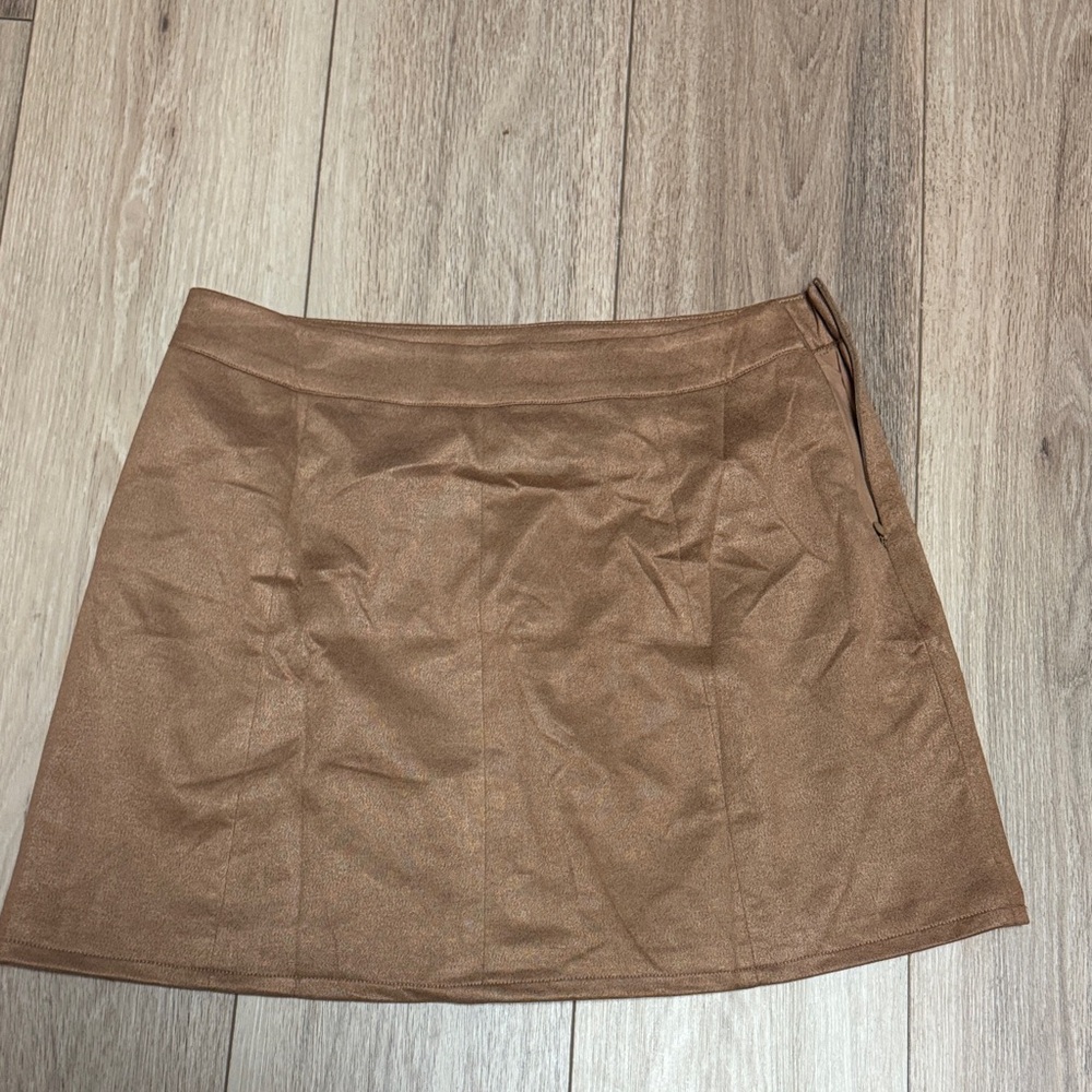 Cupshe NWT M CAMEL Brown FAUX Button-Front LINED SIDE ZIP MINI Skirt - Picture 4 of 6